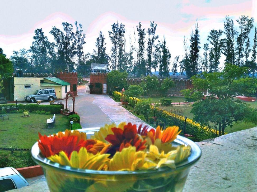 Swaraj Resorts Bharatpur Dış mekan fotoğraf