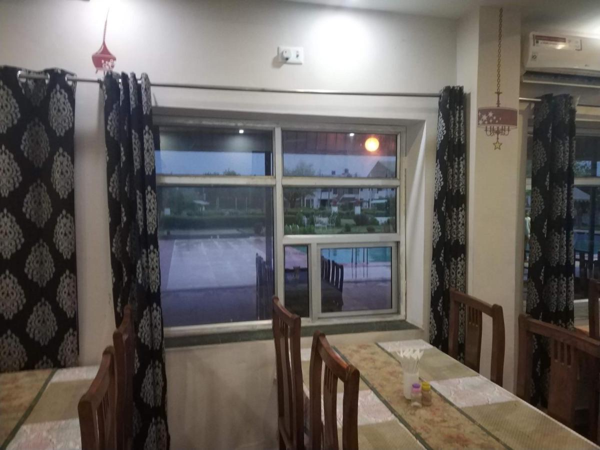 Swaraj Resorts Bharatpur Dış mekan fotoğraf
