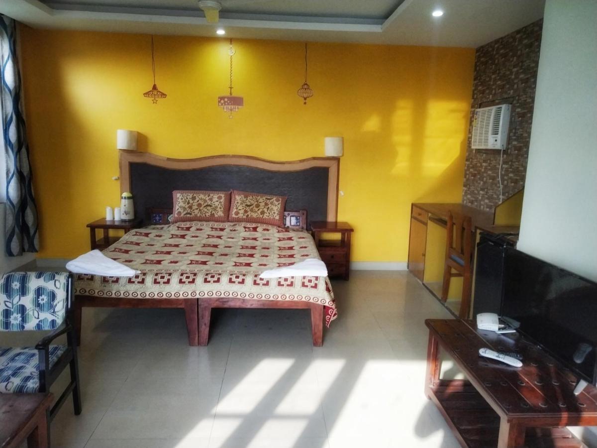 Swaraj Resorts Bharatpur Dış mekan fotoğraf