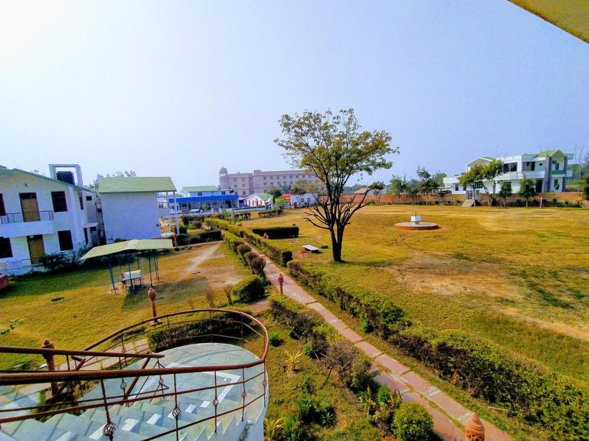 Swaraj Resorts Bharatpur Dış mekan fotoğraf