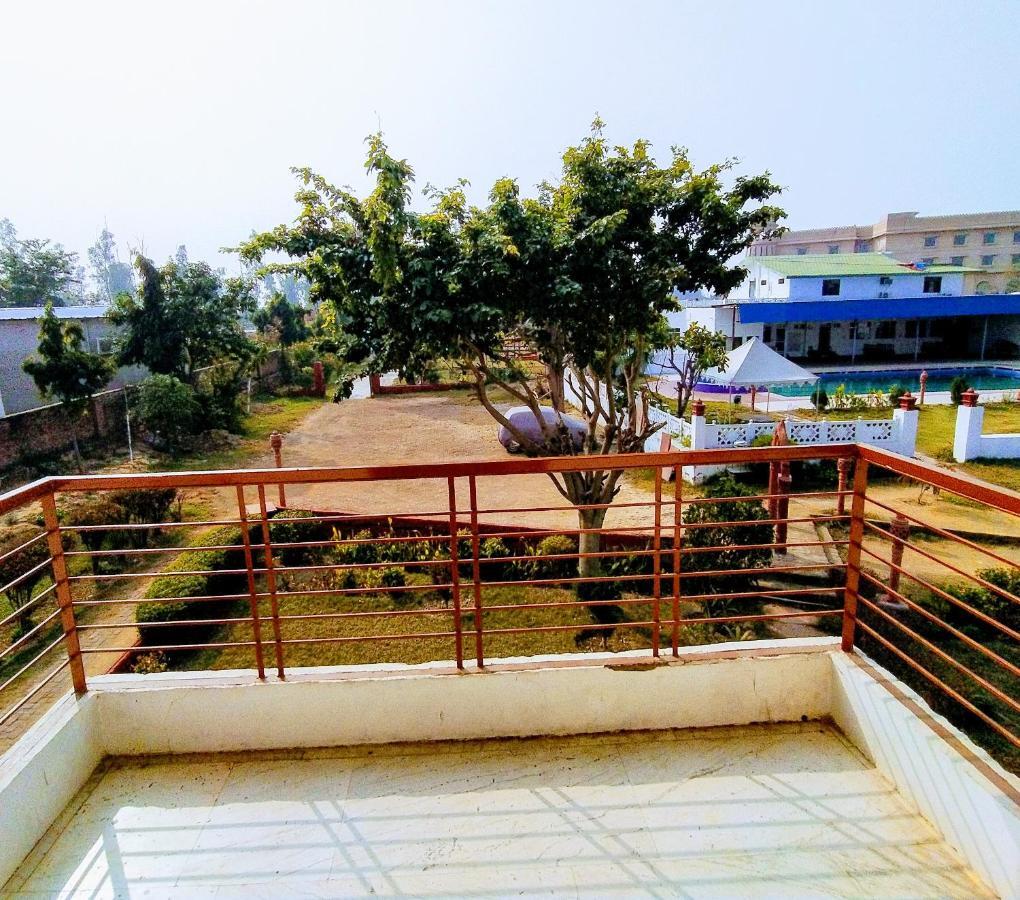 Swaraj Resorts Bharatpur Dış mekan fotoğraf