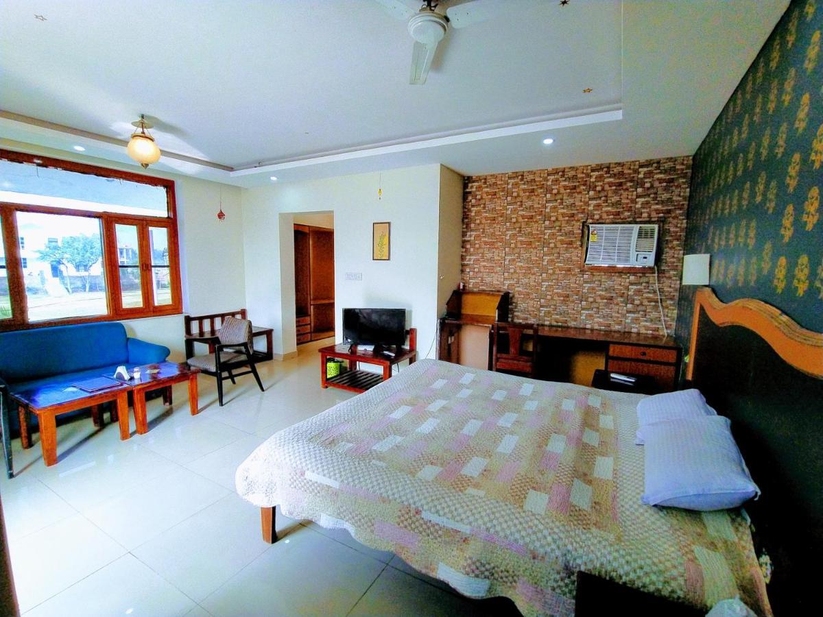Swaraj Resorts Bharatpur Dış mekan fotoğraf
